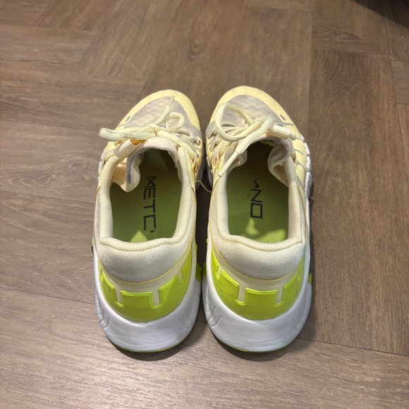 Nike Free Metcon 5 Citron Tint Volt Women's Workout Shoes - Picture 4 of 7